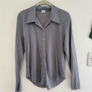 Aritzia Wilfred  Lavender Button-Down Shirt M